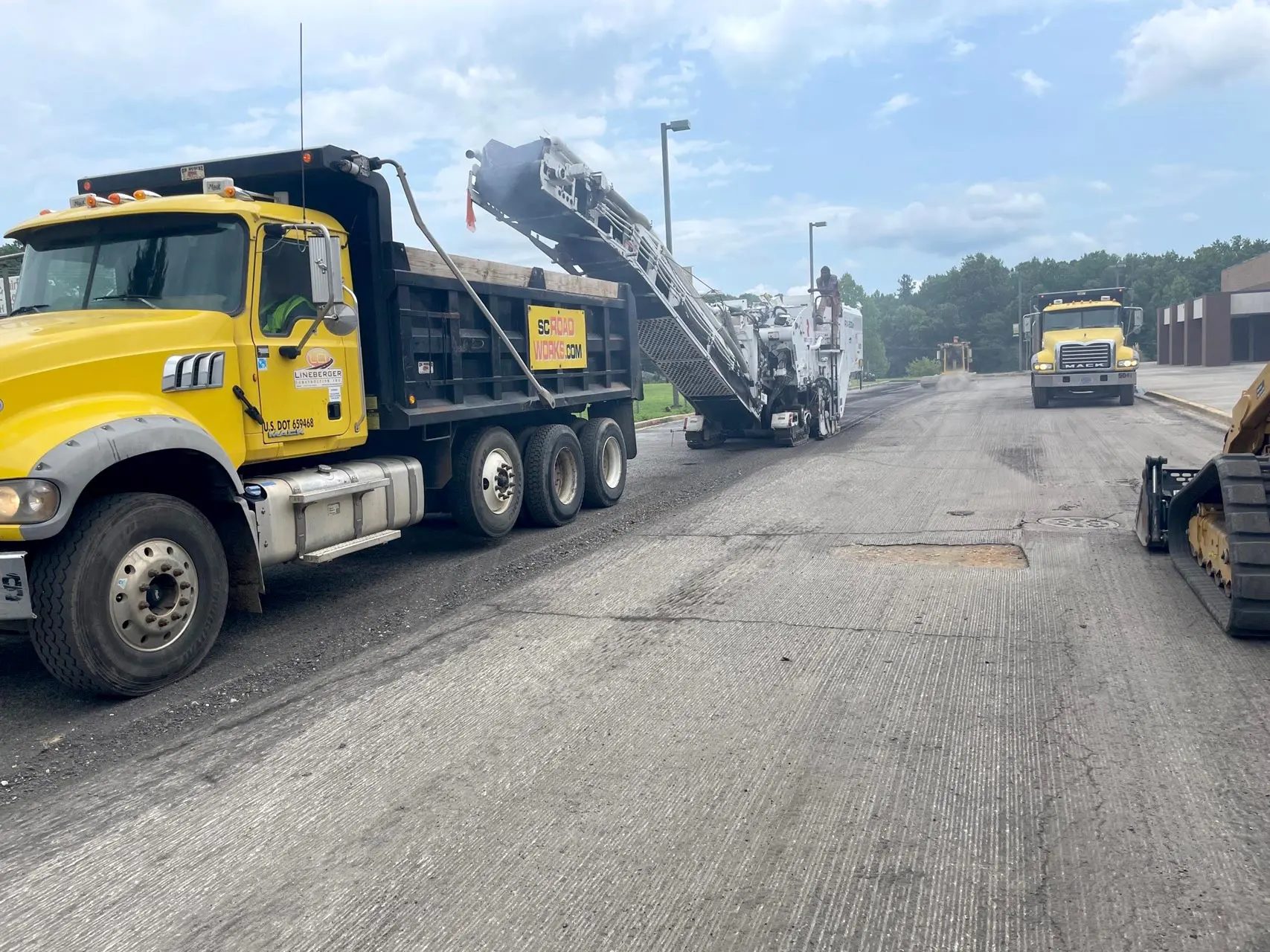 Trucking Paving Service